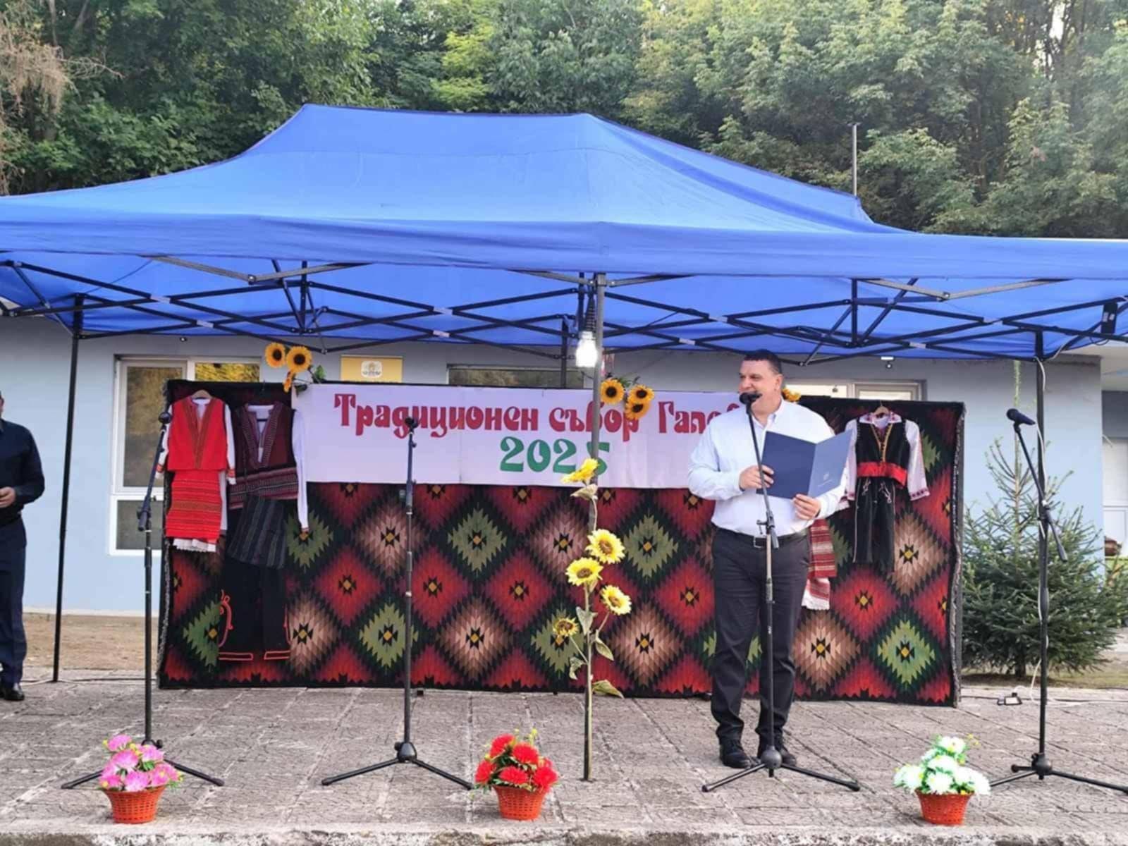 Кметът на Оряхово Росен Добрев Кметът на Оряхово Росен Добрев
